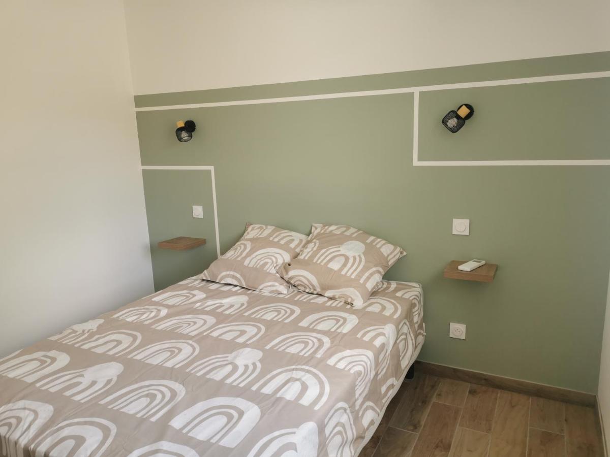 Maison Mitoyenne Au Coeur Du Pays Basque Saint-Esteben Dış mekan fotoğraf